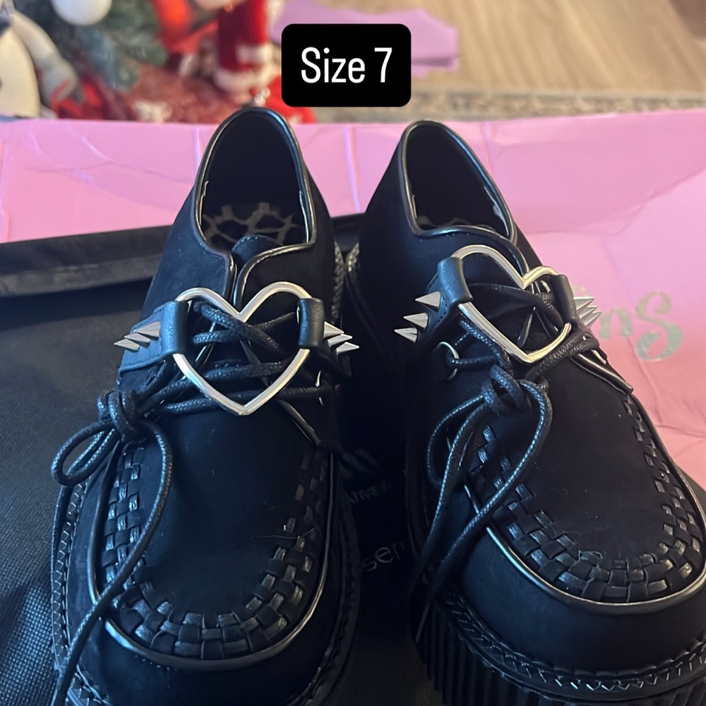 Demonia Black Dress Shoes with Heart Detail